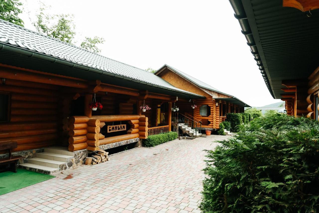 Chudodievo In Chynadievo Mini-Hotel Chynadiyovo Bagian luar foto