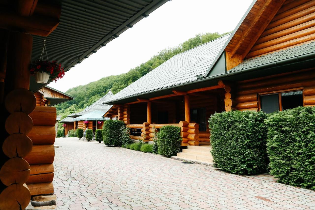 Chudodievo In Chynadievo Mini-Hotel Chynadiyovo Bagian luar foto