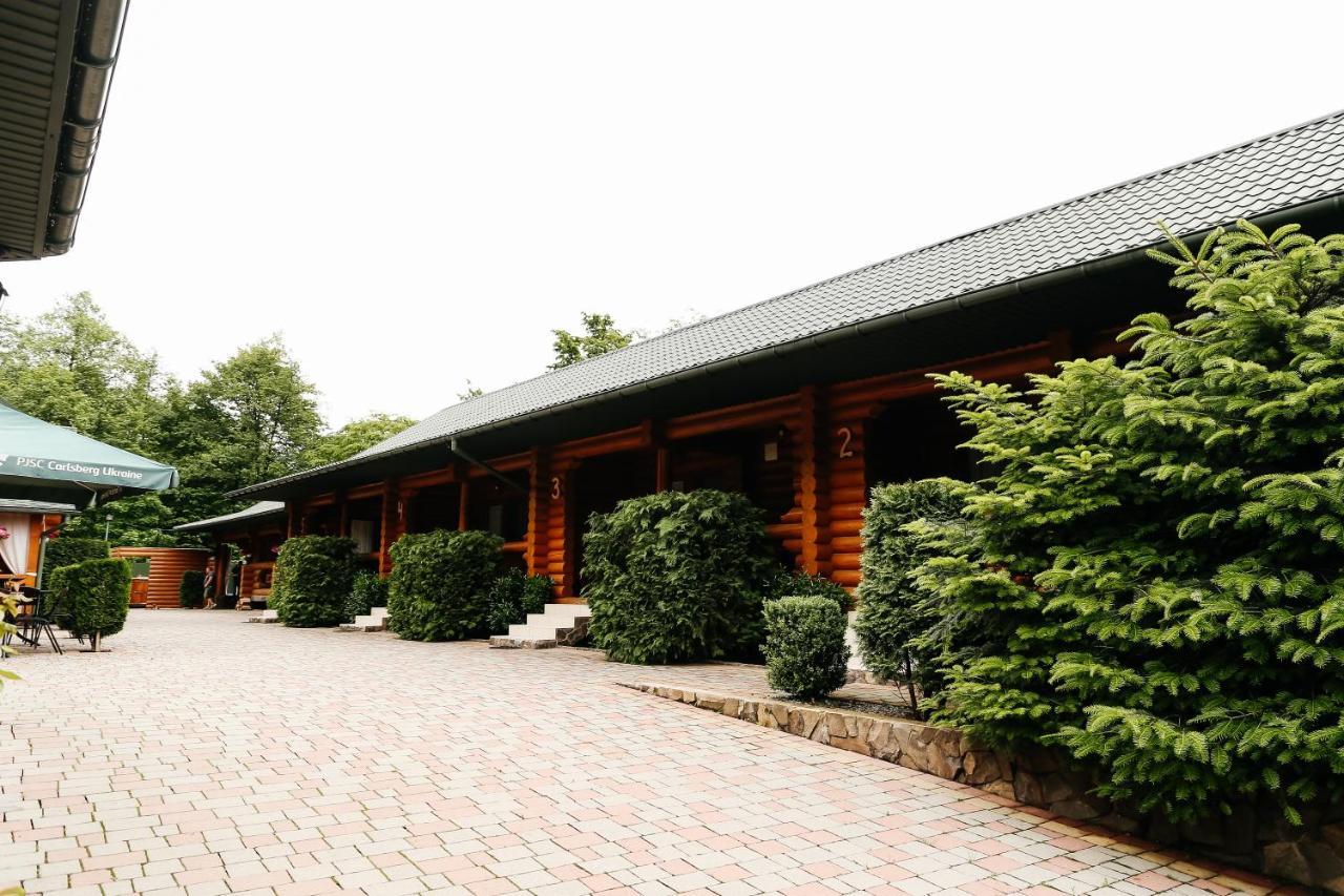 Chudodievo In Chynadievo Mini-Hotel Chynadiyovo Bagian luar foto