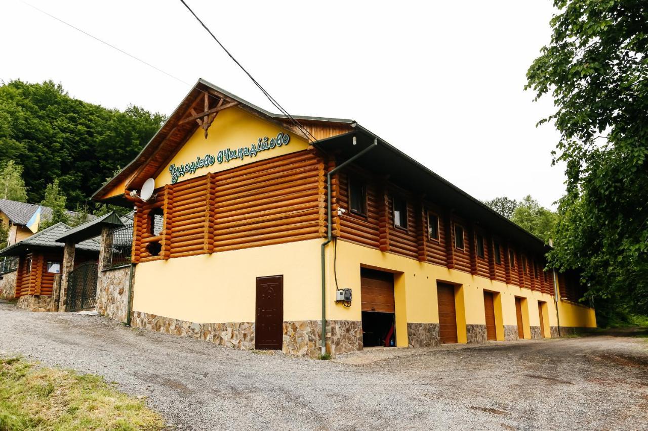 Chudodievo In Chynadievo Mini-Hotel Chynadiyovo Bagian luar foto