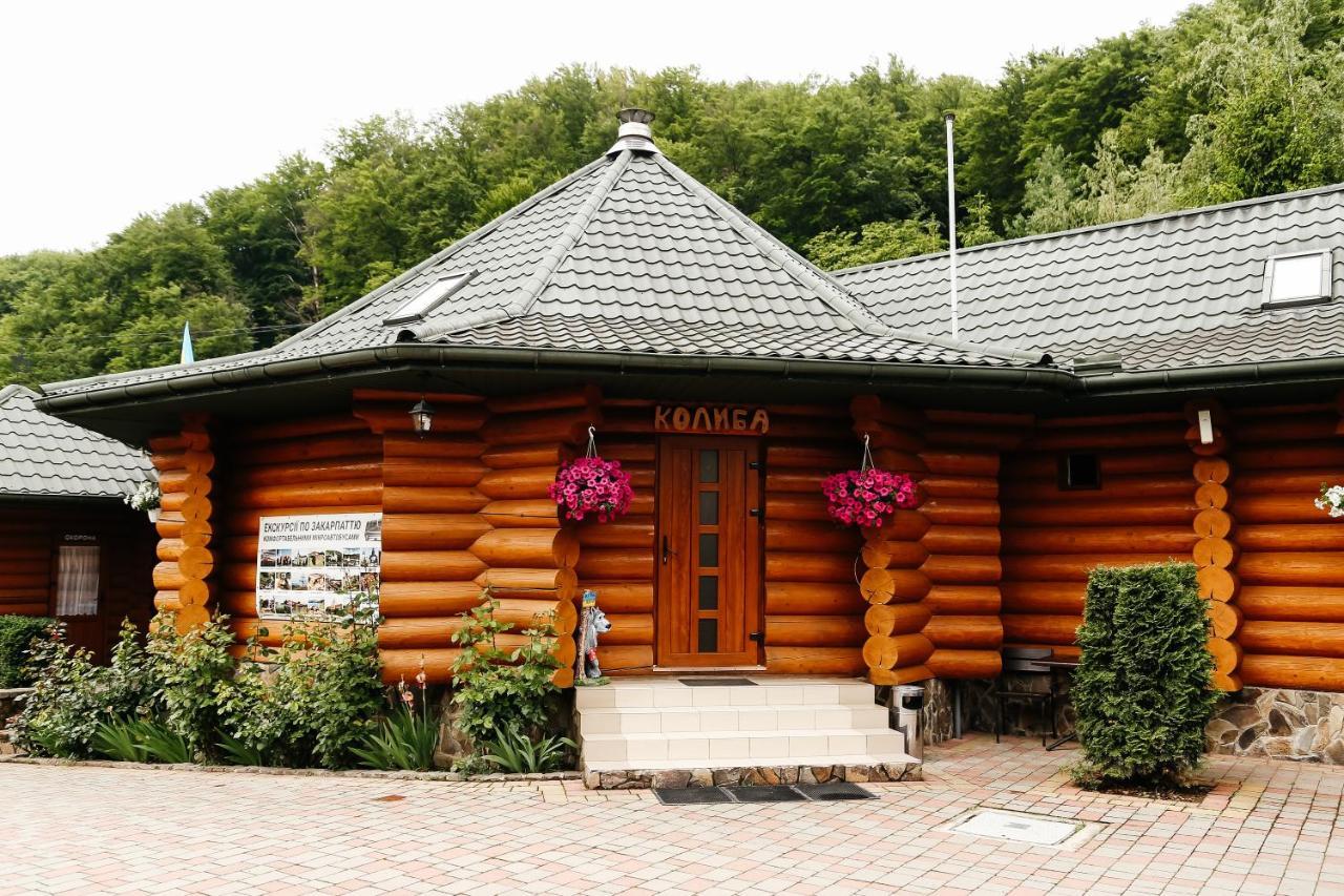 Chudodievo In Chynadievo Mini-Hotel Chynadiyovo Bagian luar foto