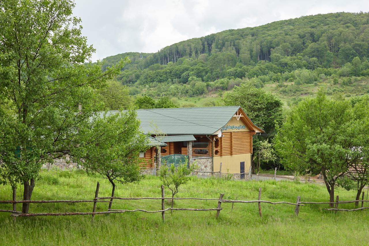 Chudodievo In Chynadievo Mini-Hotel Chynadiyovo Bagian luar foto