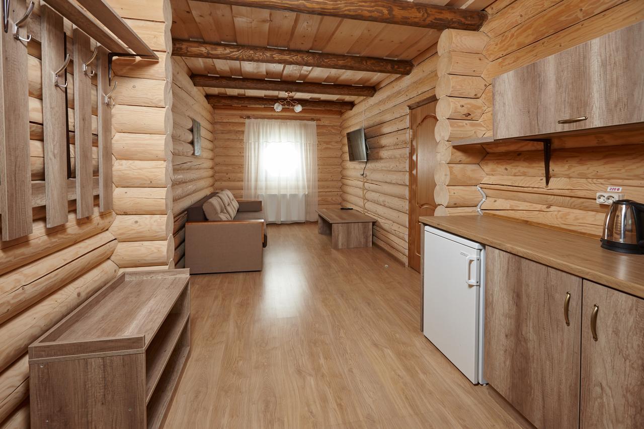Chudodievo In Chynadievo Mini-Hotel Chynadiyovo Bagian luar foto